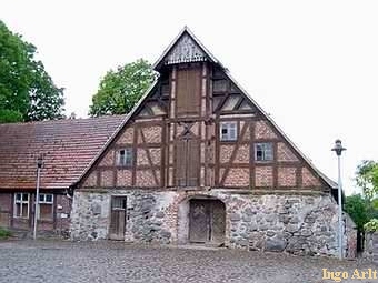 Wassermhle Friedland - Mhle und Mllerhaus ungenutzt 2004
